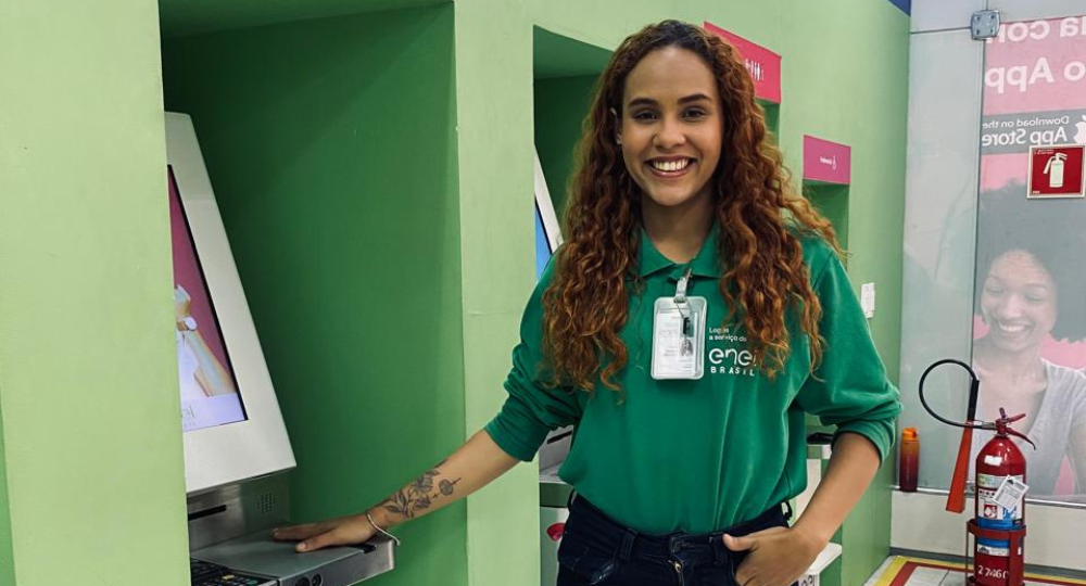 Samira destaca seu aprendizado e evolução pessoal como atendente da Enel 