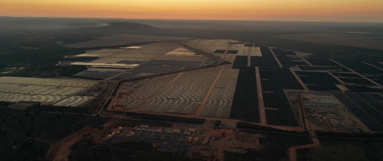 Planta solar Arinos, da Enel, em Minas Gerais. A energia renovável é uma grande aliada na cultura da eficiência energética