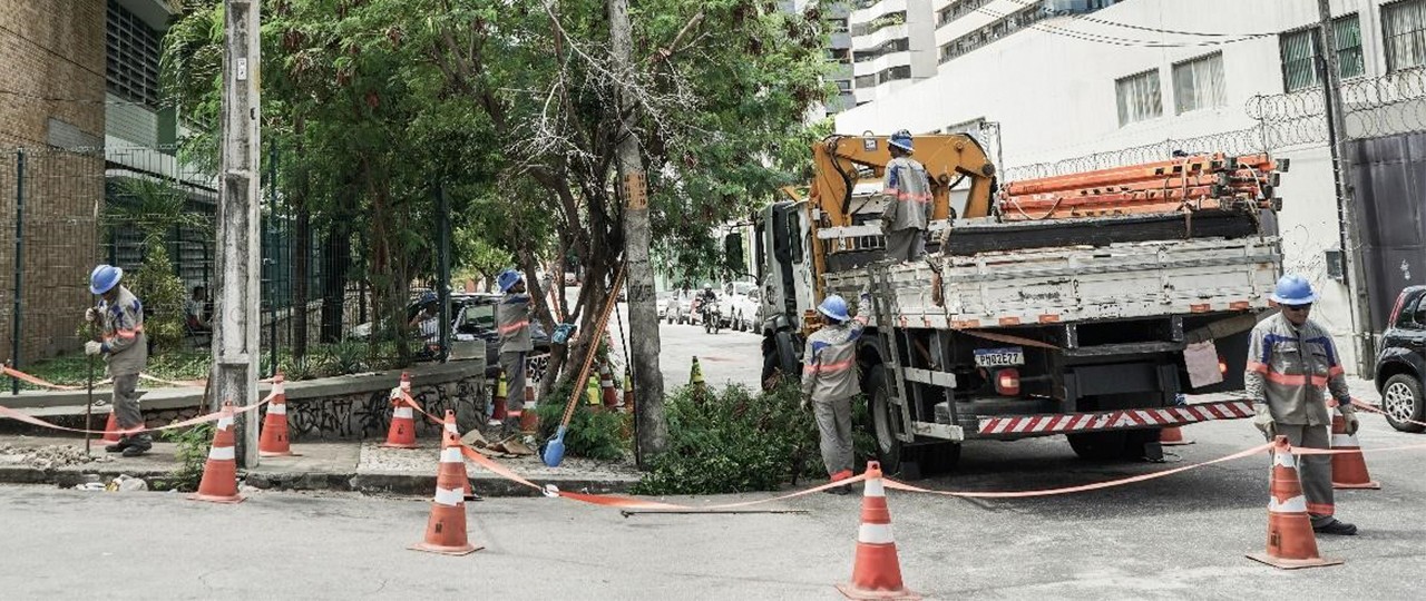 Além das podas, a Enel Ceará realizou 36 mil manutenções preventivas na rede elétrica