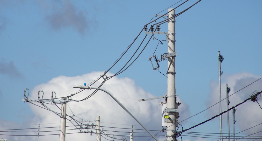 As linhas mais modernas de postes oferecem mais segurança e facilidade operacional