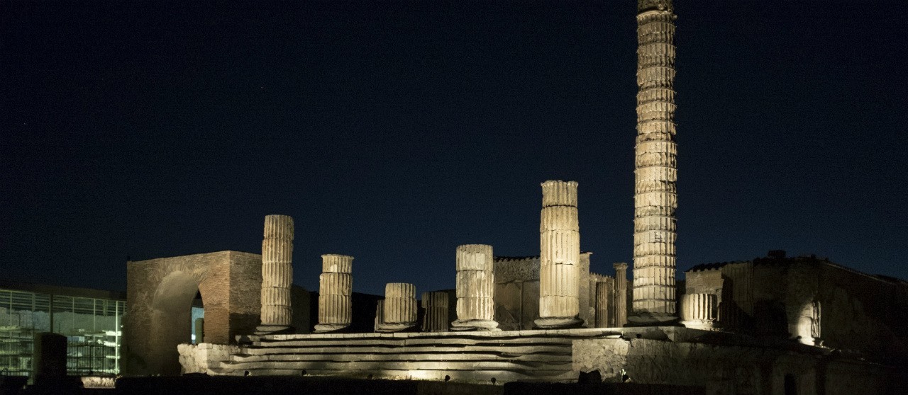 Pompeia: noite de luz