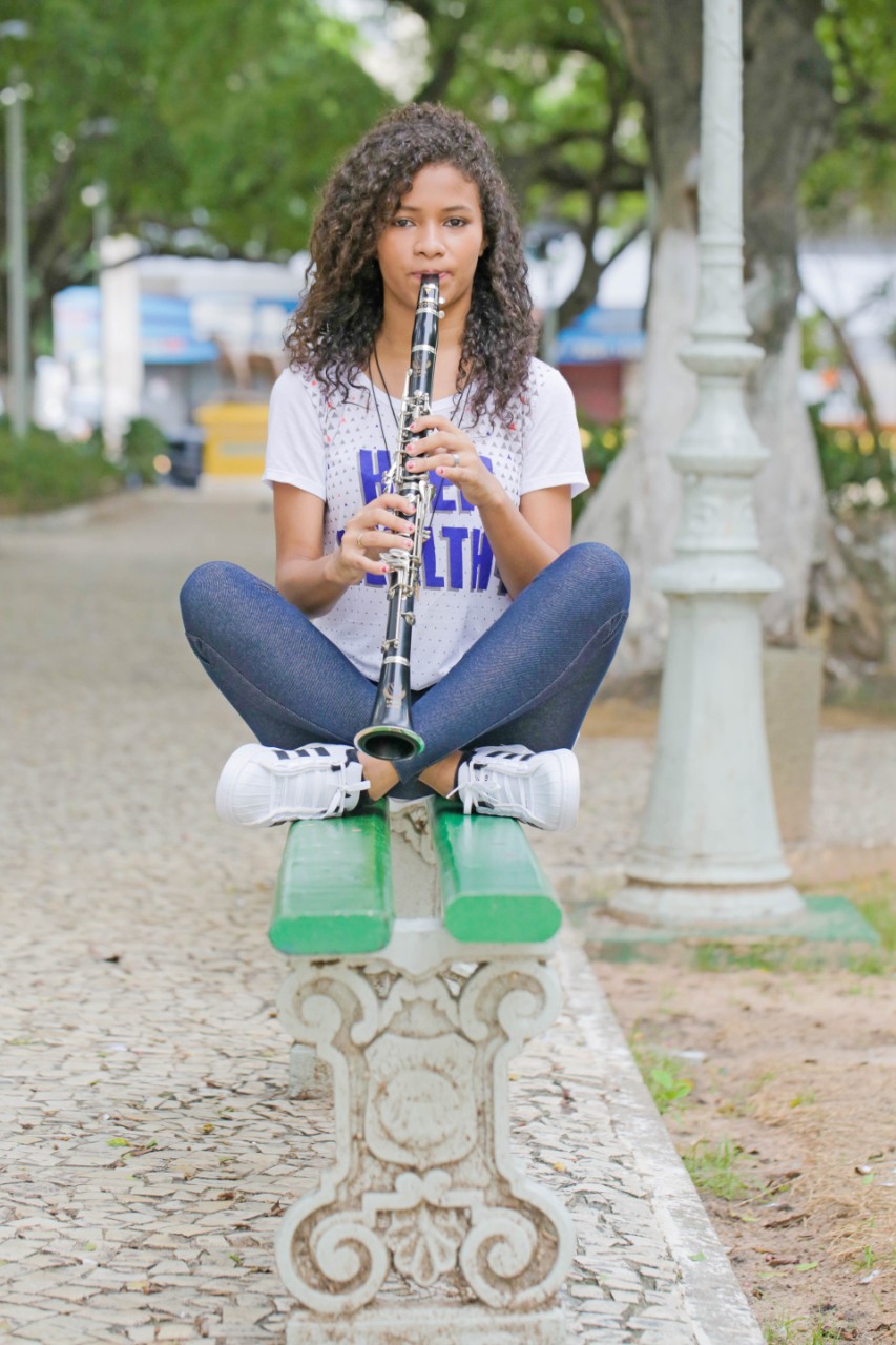 Sinfonia do amanha menina cr