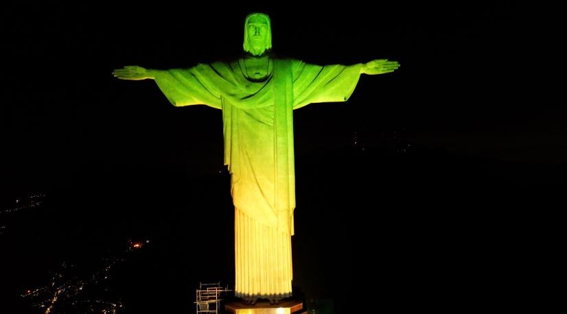 90 anos de luz